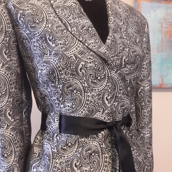 ISABELLA BELTED BLAZER - BUST 38